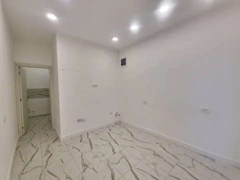 Rent, office space, 32m², Budva, Crna Gora - image 5