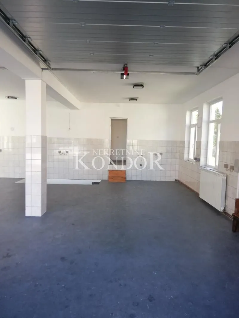 Rent, office space, 350m², Altina, Beograd