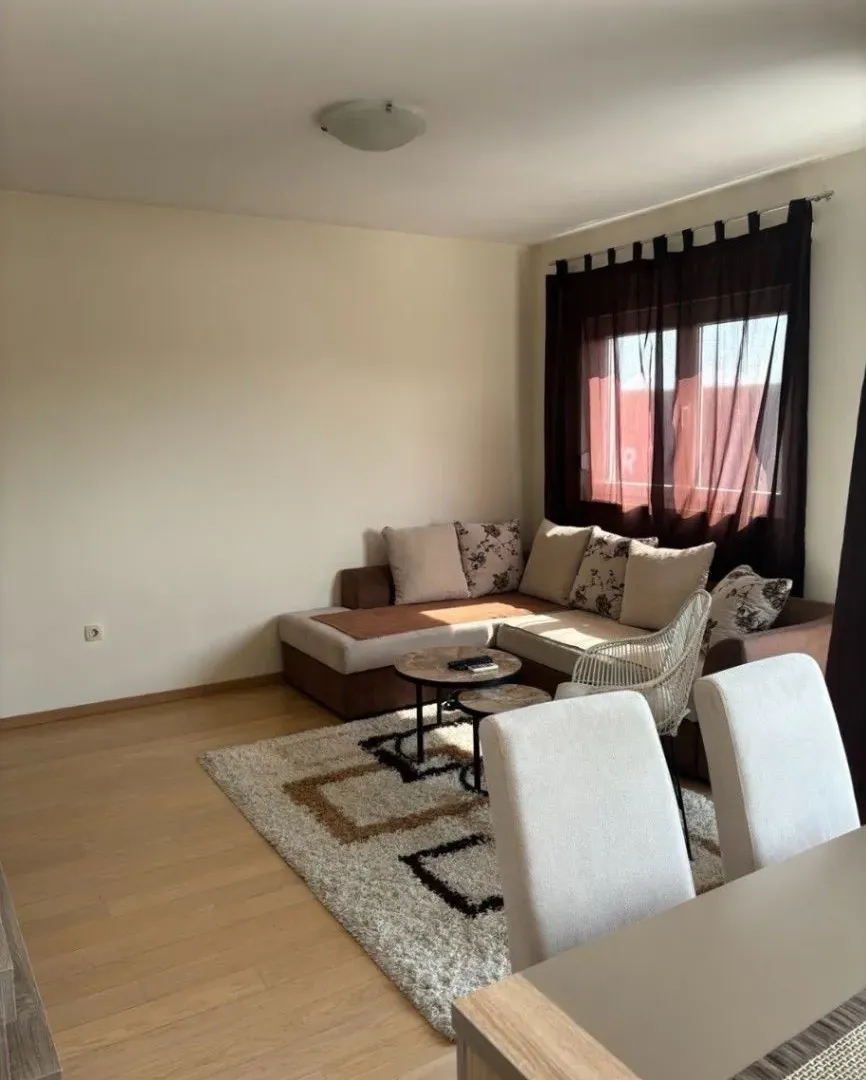 Izdavanje, jednosoban stan, 54m², City Kvart, Podgorica
