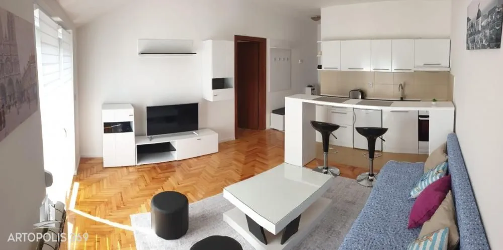 Sale, two bedroom apartment, 39m², Denkova Basta, Zvezdara Sve Podlokacije