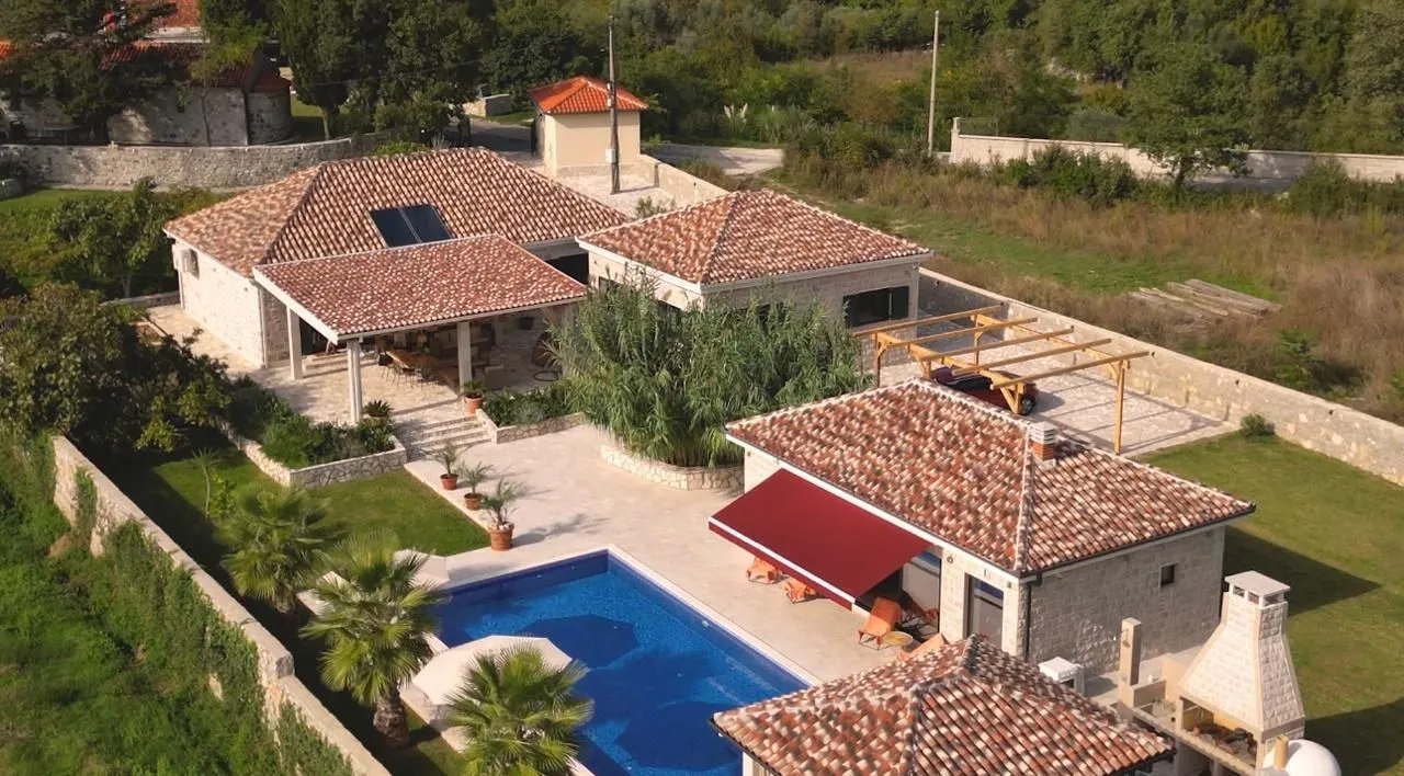 Sale, house, 1m², Radanovići, Kotor