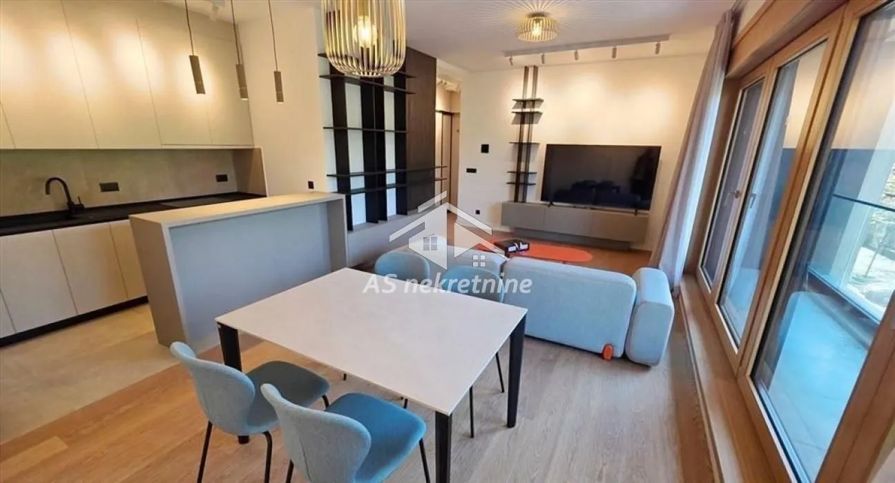 Izdavanje, dvosoban stan, 66m², Savski Venac, Beograd