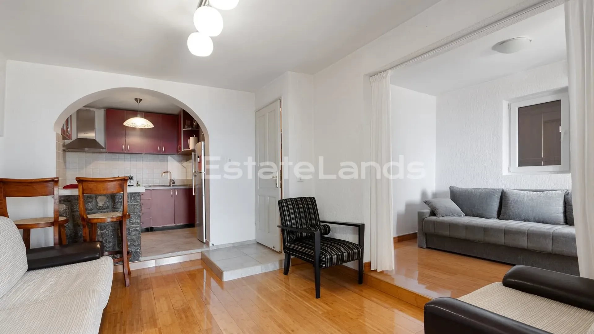 Prodaja, jednosoban stan, 52m², Donja Lastva, Tivat