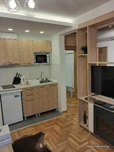Rent, studio apartment, 30m², Stari Grad, Beograd