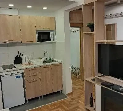 Izdavanje, garsonjera, 30m², Stari Grad, Beograd - image 6