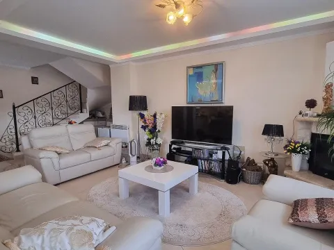 Sale, house, 143m², Krašići, Tivat - image 2