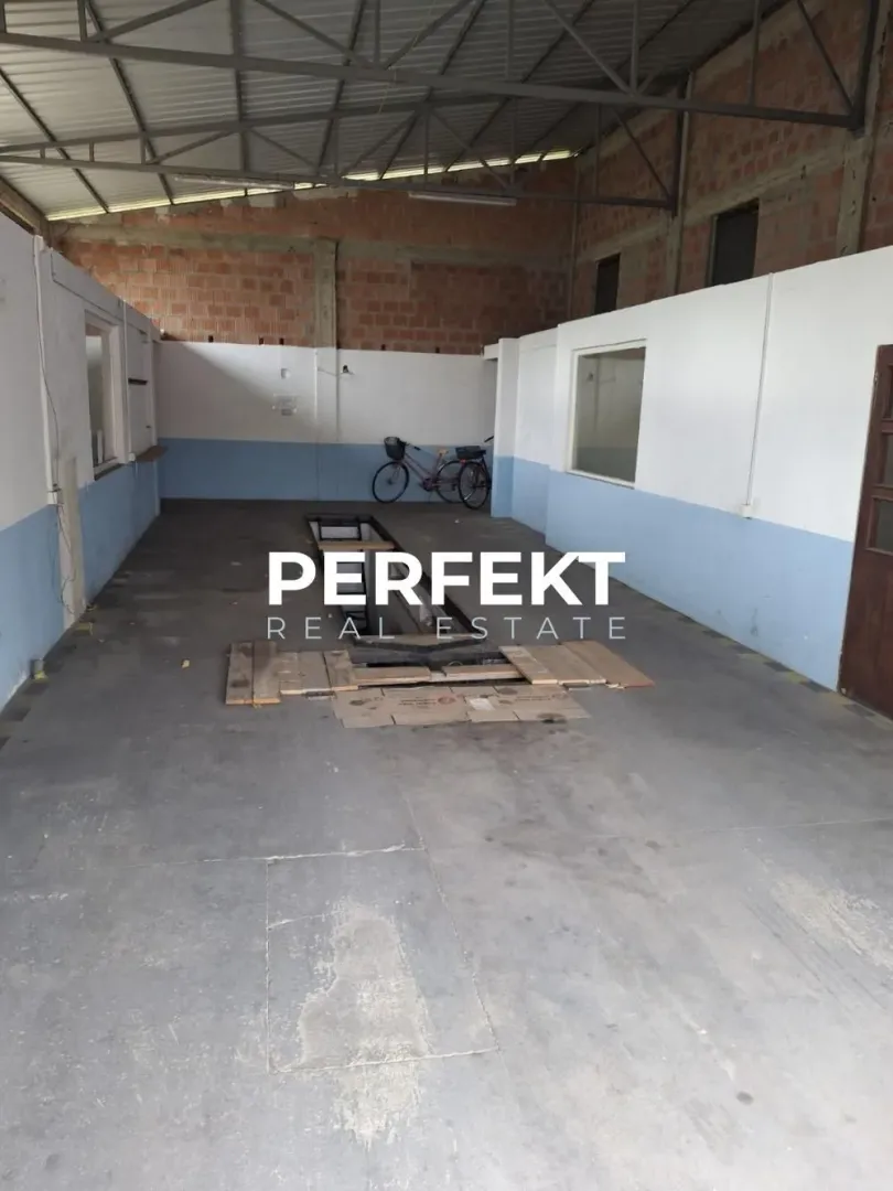 Rent, office space, 112m², Kačarevo, Pančevo