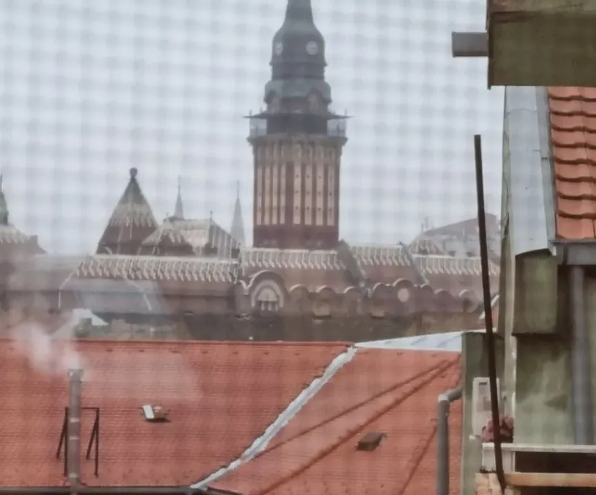 Prodaja, četvorosoban stan, 86m², Centar, Subotica