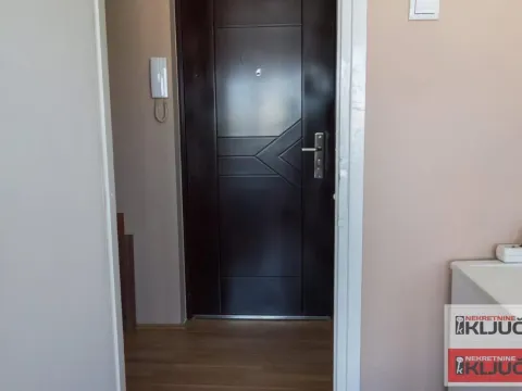 Izdavanje, garsonjera, 20m², Liman 4, Novi Sad Sve Podlokacije - image 4