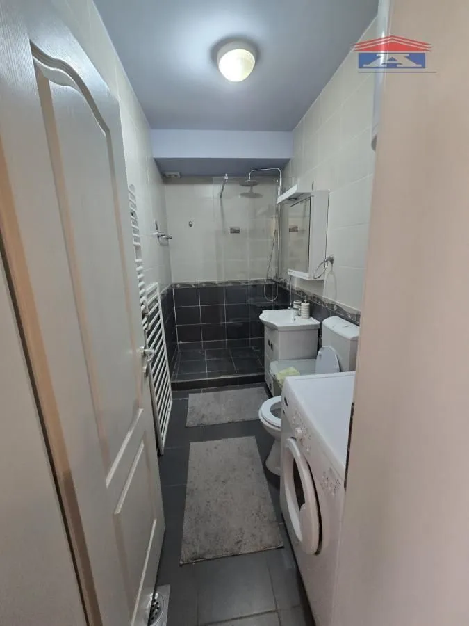 Izdavanje, jednosoban stan, 36m², Grbavica, Novi Sad Sve Podlokacije