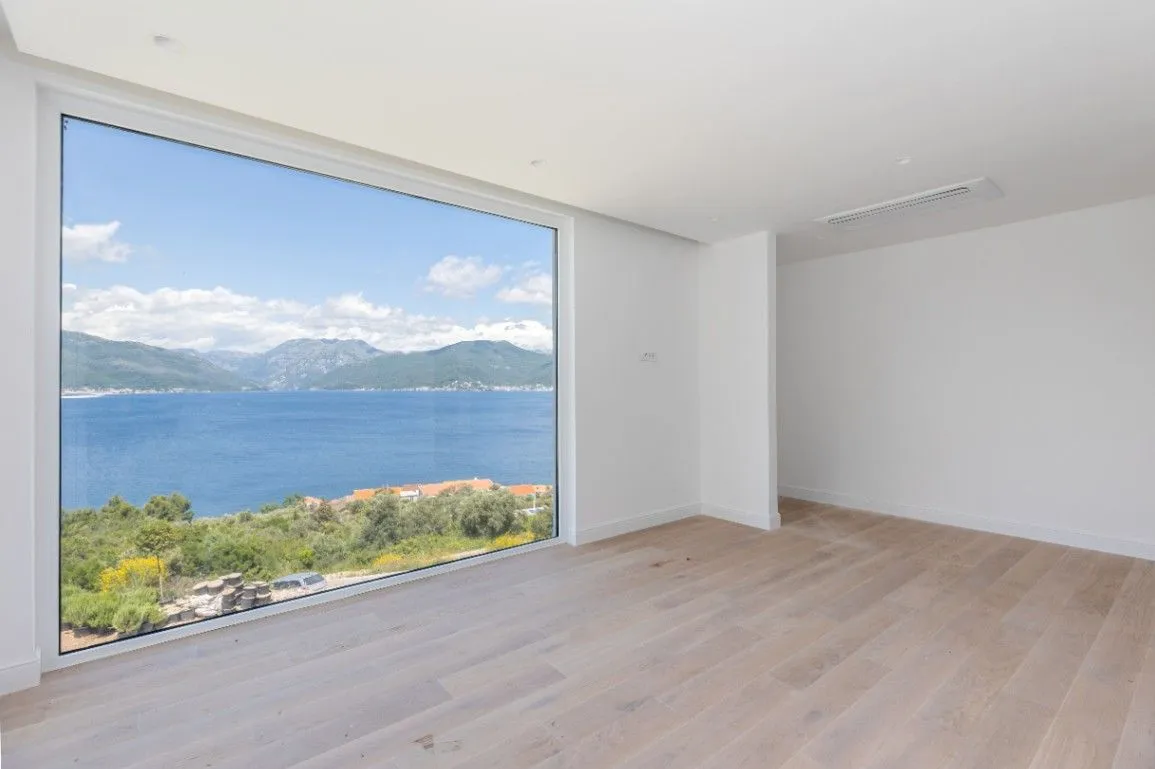 Prodaja, kuća, 328m², Krašići, Tivat