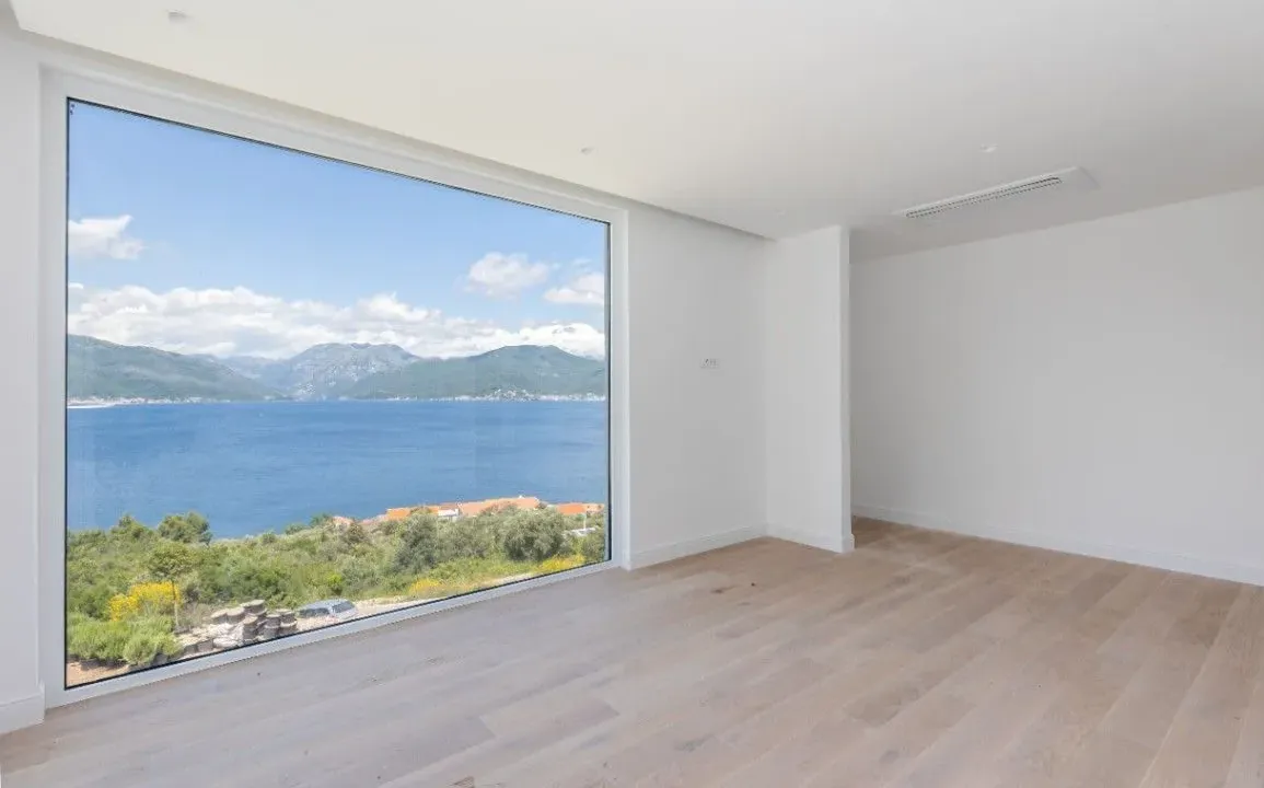 Prodaja, kuća, 328m², Krašići, Tivat