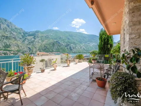 Sale, house, 172m², Muo, Kotor - image 1