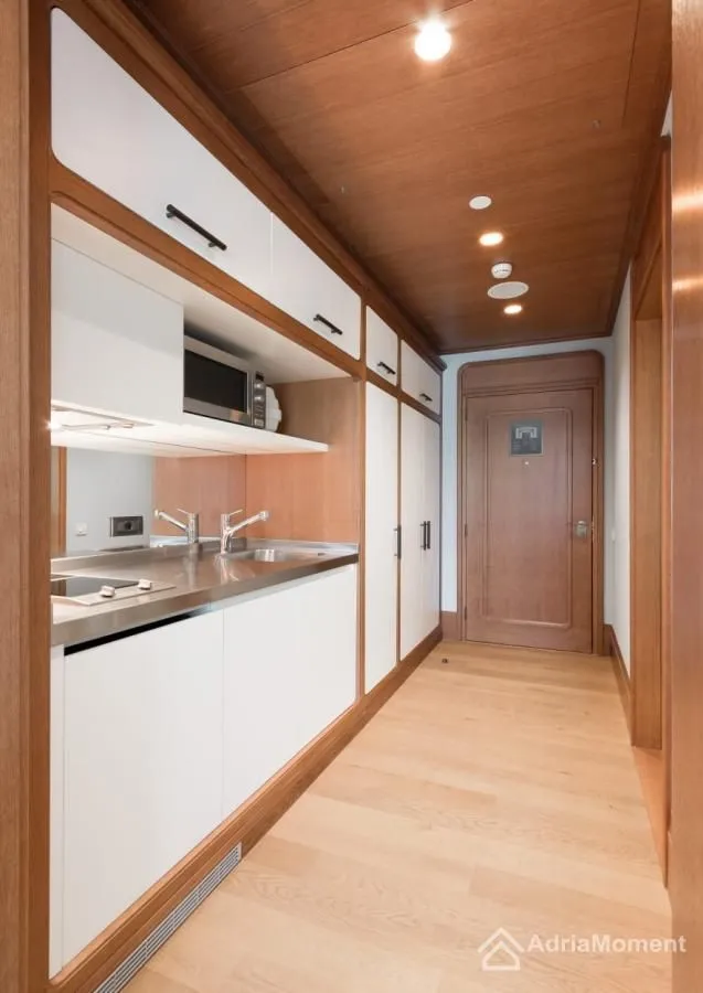 Prodaja, garsonjera, 42m², Porto Montenegro, Tivat