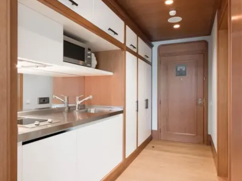 Prodaja, garsonjera, 42m², Porto Montenegro, Tivat - image 4