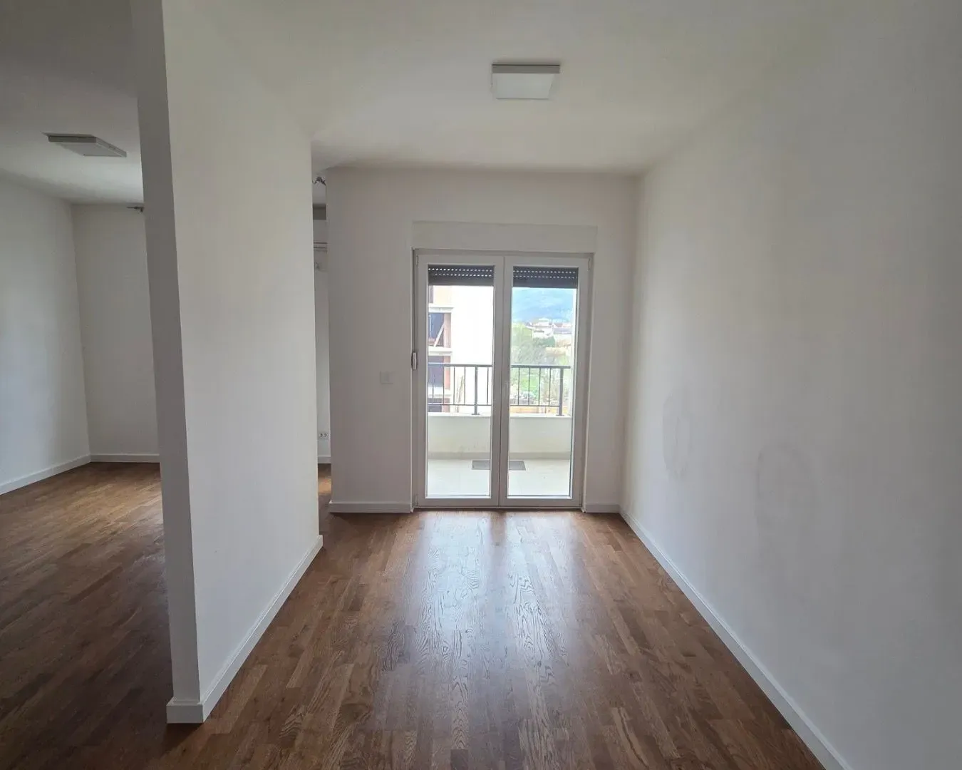 Izdavanje, dvosoban stan, 72m², Zagorič, Podgorica