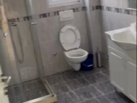 Rent, house, 200m², Polje, Bar - image 8