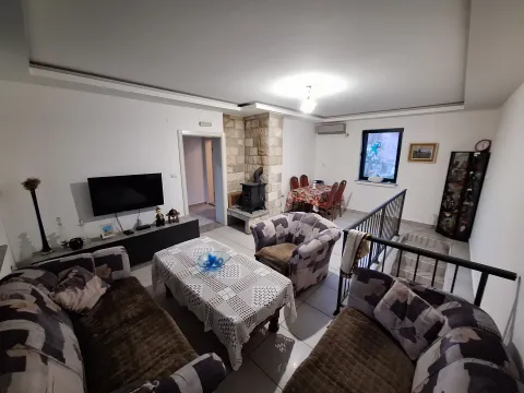 Rent, house, 110m², Stari Aerodrom, Podgorica - image 6