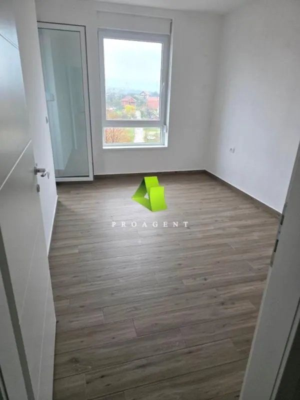 Rent, two bedroom apartment, 64m², Ledena Stena, Niš