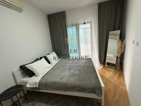 Rent, one bedroom apartment, 53m², Centar, Podgorica - image 7