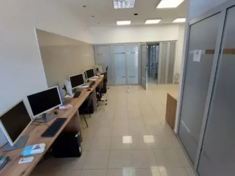 Izdavanje, poslovni prostor, 120m², Preko Morače, Podgorica - image 6