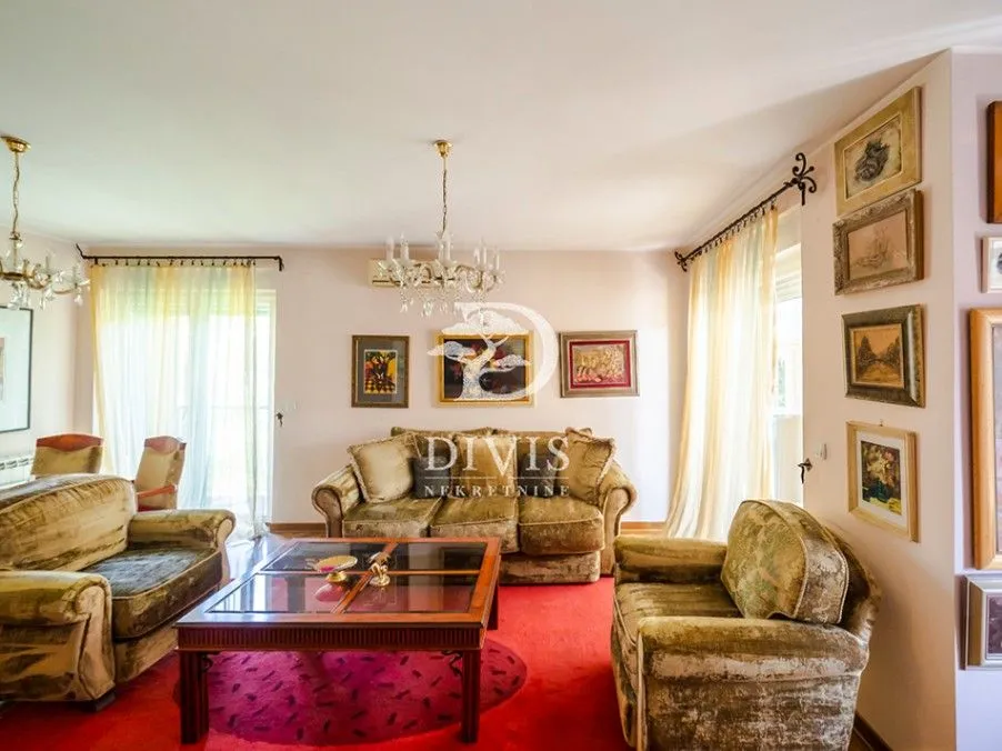 Prodaja, trosoban stan, 81m², Dedinje Beli Dvor, Dedinje Sve Podlokacije