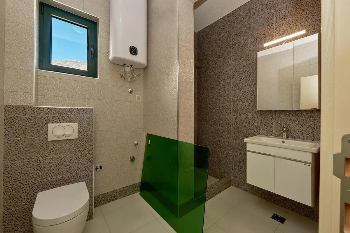 Sale, two bedroom apartment, 63m², Bečići, Budva