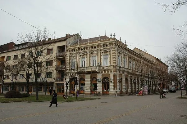 Rent, four bedroom apartment, 120m², Kikinda, Srbija