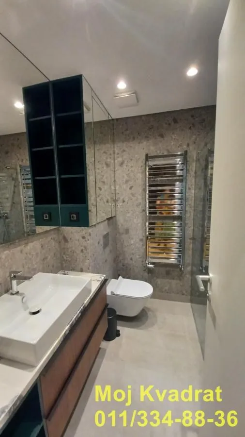 Rent, three bedroom apartment, 92m², Kalenić Pijaca, Vračar Sve Podlokacije