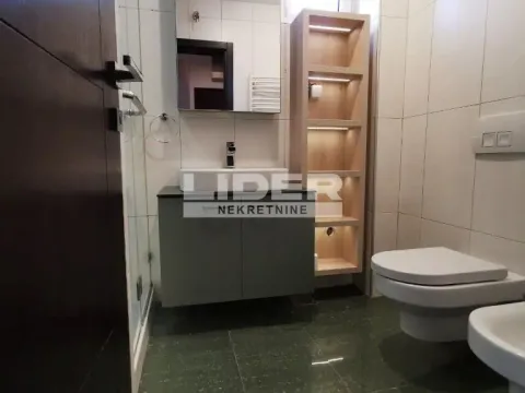 Izdavanje, trosoban stan, 67m², Slavujev Venac, Zvezdara Sve Podlokacije - image 7