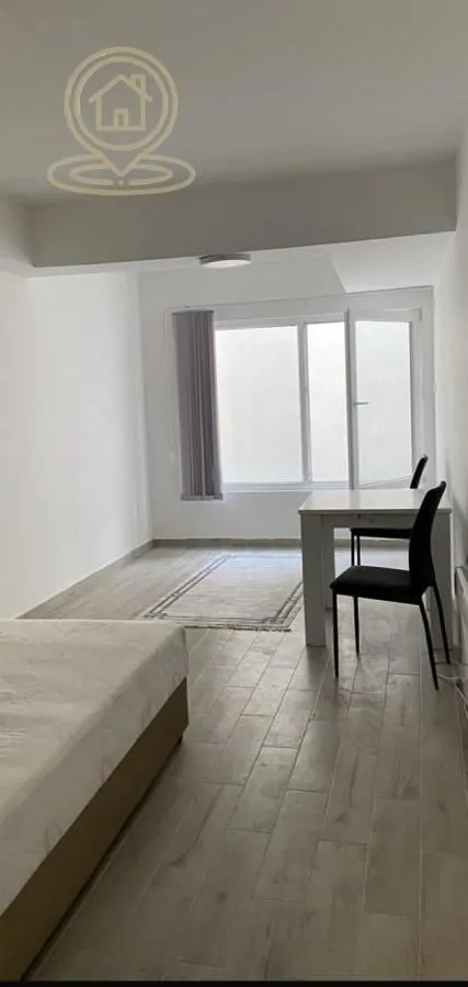 Izdavanje, dvosoban stan, 42m², Savski Venac, Beograd