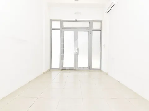 Izdavanje, poslovni prostor, 124m², Tološka šuma, Podgorica - image 7