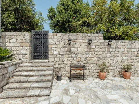 Prodaja, kuća, 800m², Prčanj, Kotor - image 44