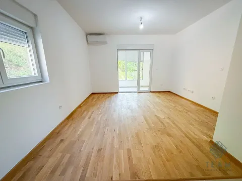 Prodaja, jednosoban stan, 46m², Bečići, Budva - image 1
