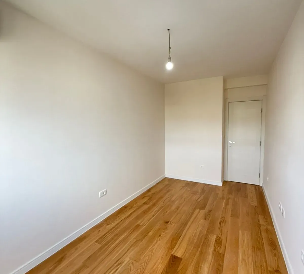 Prodaja, dvosoban stan, 72m², Central Point, Podgorica