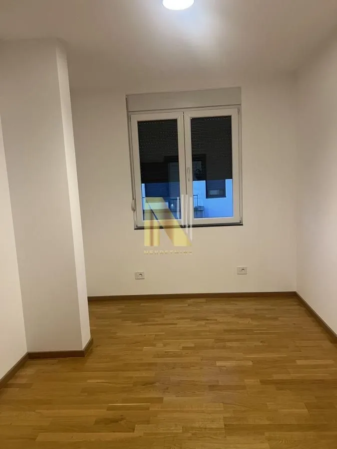 Rent, office space, 92m², Alibegovac, Petrovaradin