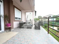 Prodaja, kuća, 225m², Tološi, Podgorica - image 11