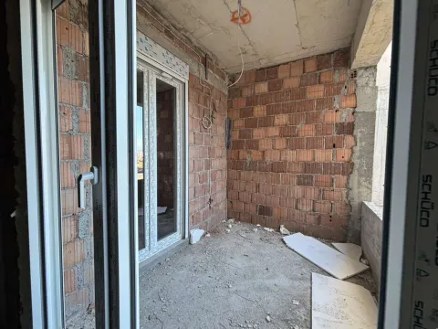 Sale, two bedroom apartment, 75m², Zabjelo, Podgorica - image 12