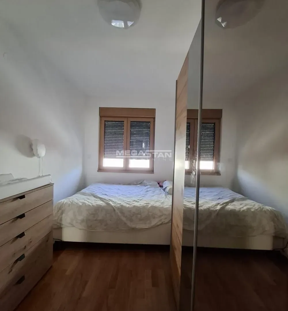 Prodaja, trosoban stan, 78m², Crveni Krst, Beograd