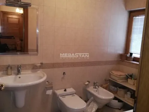 Sale, four bedroom apartment, 164m², Stari Grad, Beograd - image 4