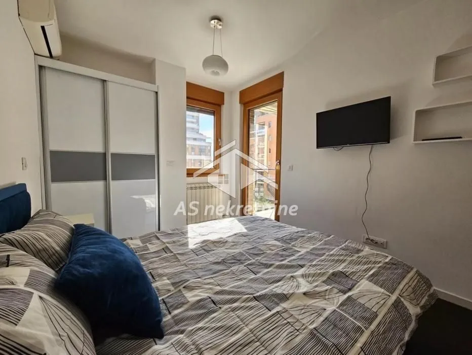 Rent, two bedroom apartment, 54m², Novi Beograd Blok 67, Novi Beograd Sve Podlokacije
