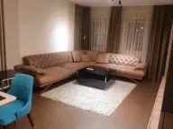 Izdavanje, trosoban stan, 70m², Vračar Hram, Vračar Sve Podlokacije - image 1