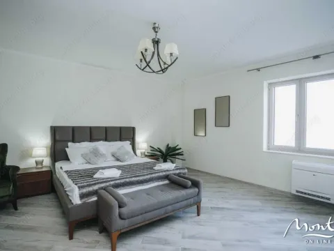 Sale, house, 314m², Tivat, Crna Gora - image 3