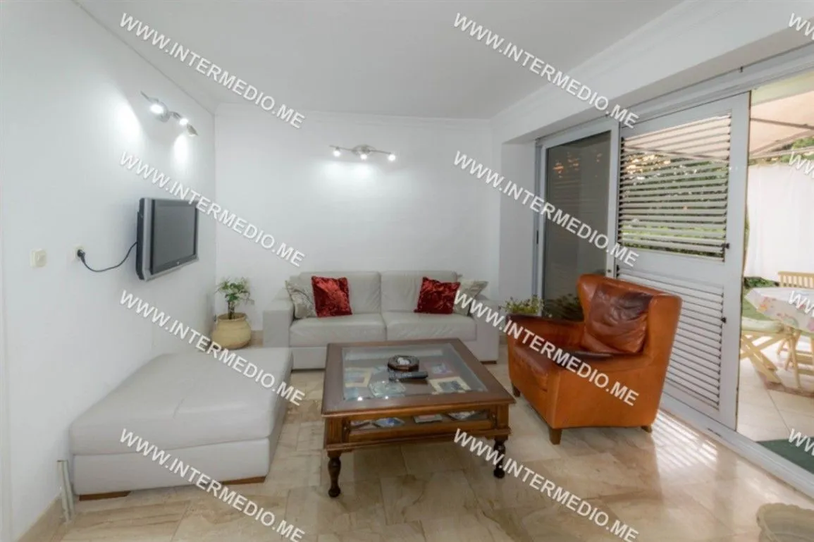 Sale, two bedroom apartment, 76m², Savina, Herceg Novi