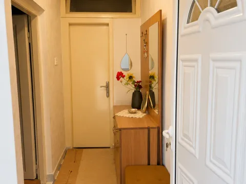 Rent, two bedroom apartment, 80m², Pobrežje, Podgorica - image 11