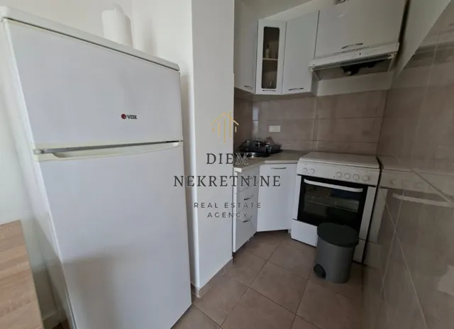 Rent, studio apartment, 22m², Centar, Bar