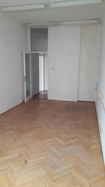 Rent, office space, 489m², Palilula Sve Podlokacije, Beograd