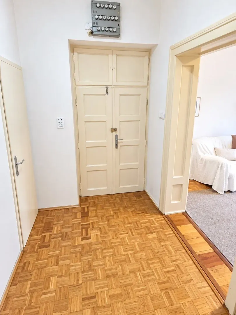 Prodaja, dvosoban stan, 33m², Vračar Centar, Vračar Sve Podlokacije