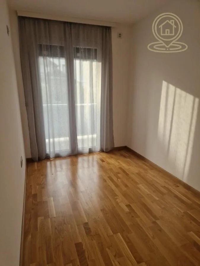 Prodaja, četvorosoban stan, 98m², Petrovaradin, Novi Sad