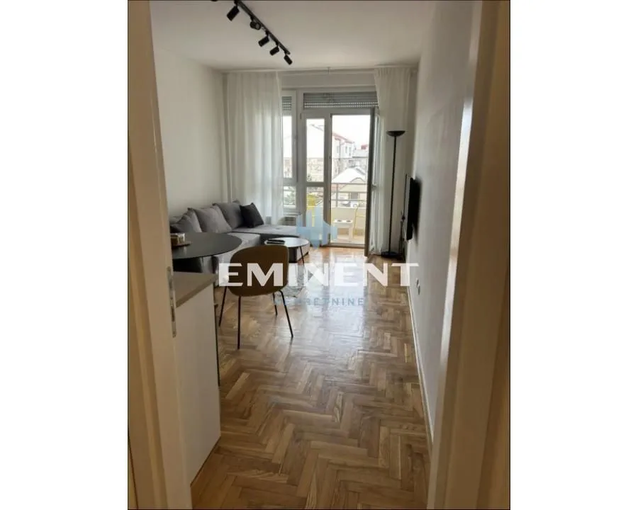 Rent, apartment, 31m², Crveni Krst, Beograd